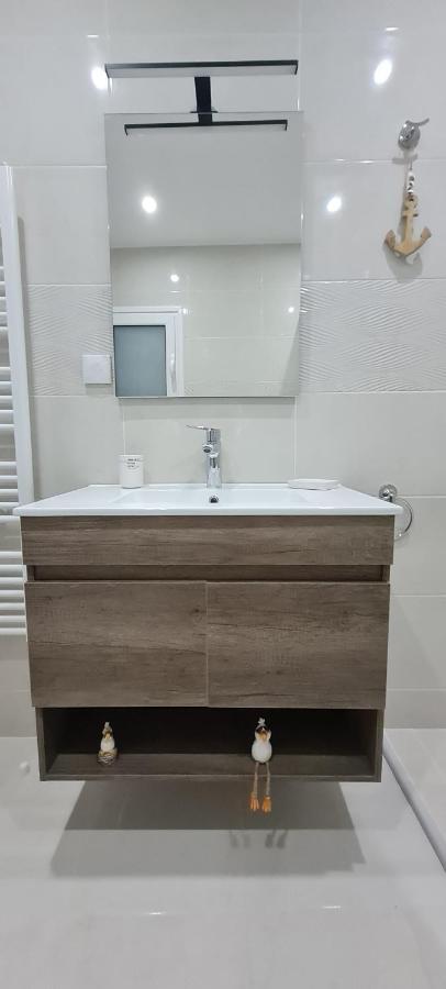 Cozy Apartment With Garden Near Town Center, Fully Renovated. Athens Luaran gambar